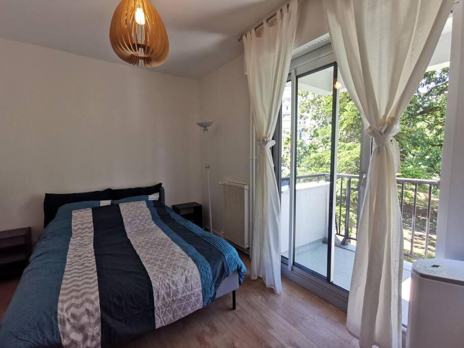 Cosy Apartment At Merignac-Centre Exterior photo